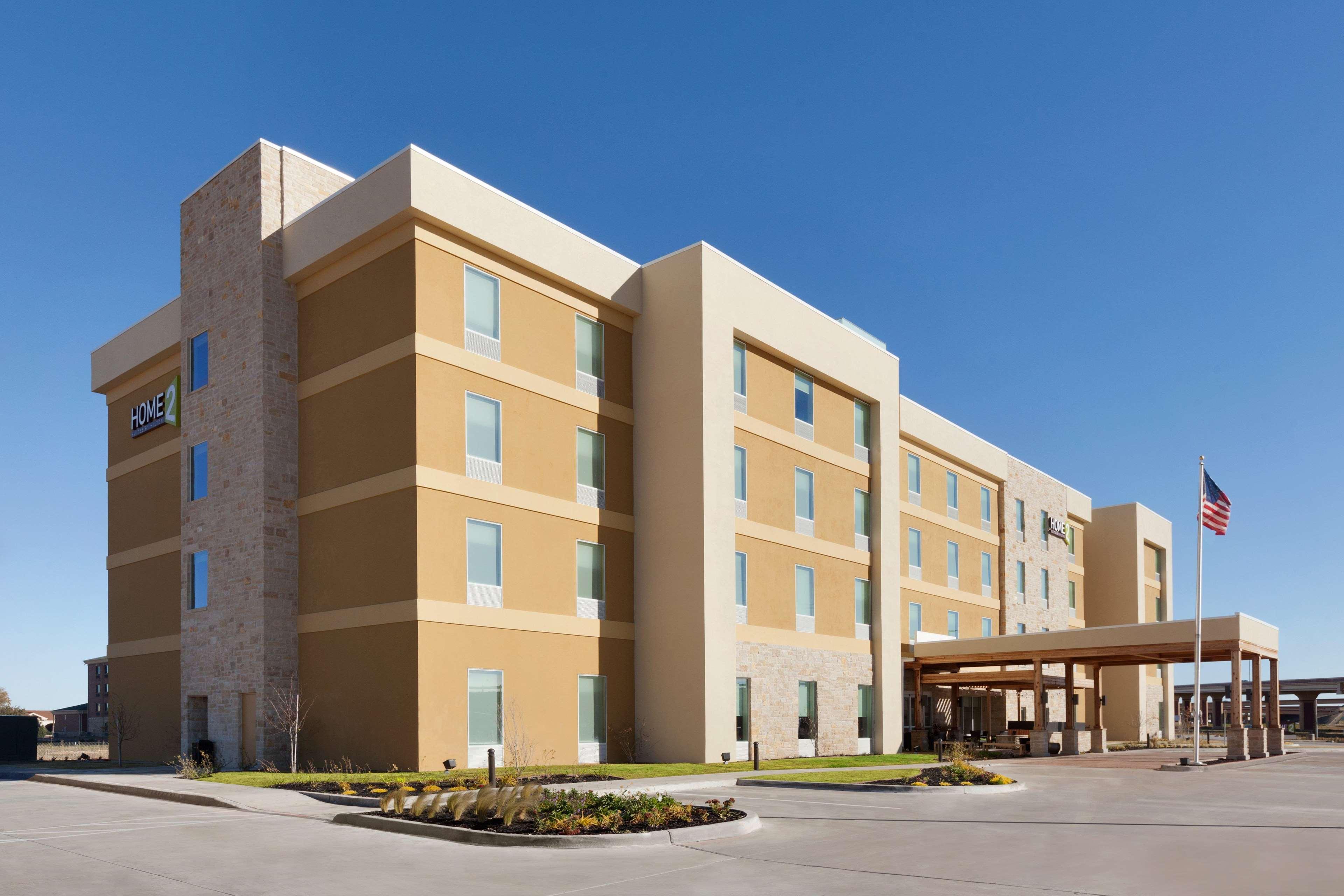 Home2 Suites By Hilton Lubbock Exterior photo